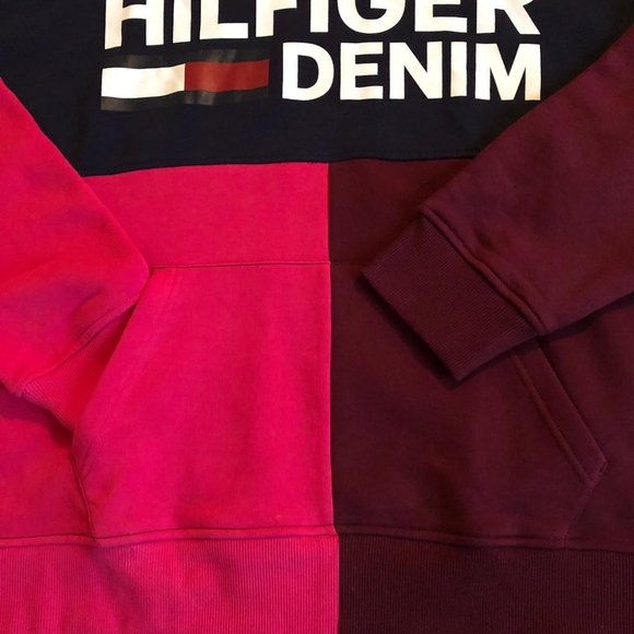 🆕️ Tommy Hilfiger Denim Hoodie Sweatshirt. - Picture 3 of 3